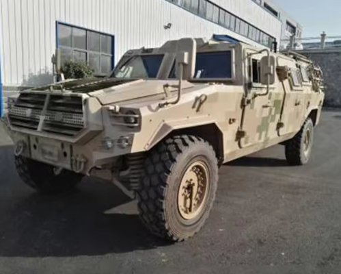 4X4 مركبة مدرعة هجومية مكافحة الشغب للدوريات الحدودية ، قيادة الاتصالات ، هجوم مهام أخرى